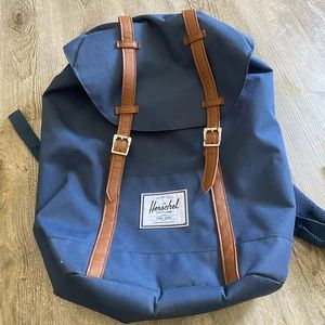 Herschel Navy Retreat 19.5L Backpack